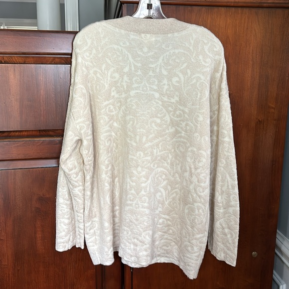 NWT Future Collective Brocade Shimmer V-Neck Sweater - Picture 6 of 10
